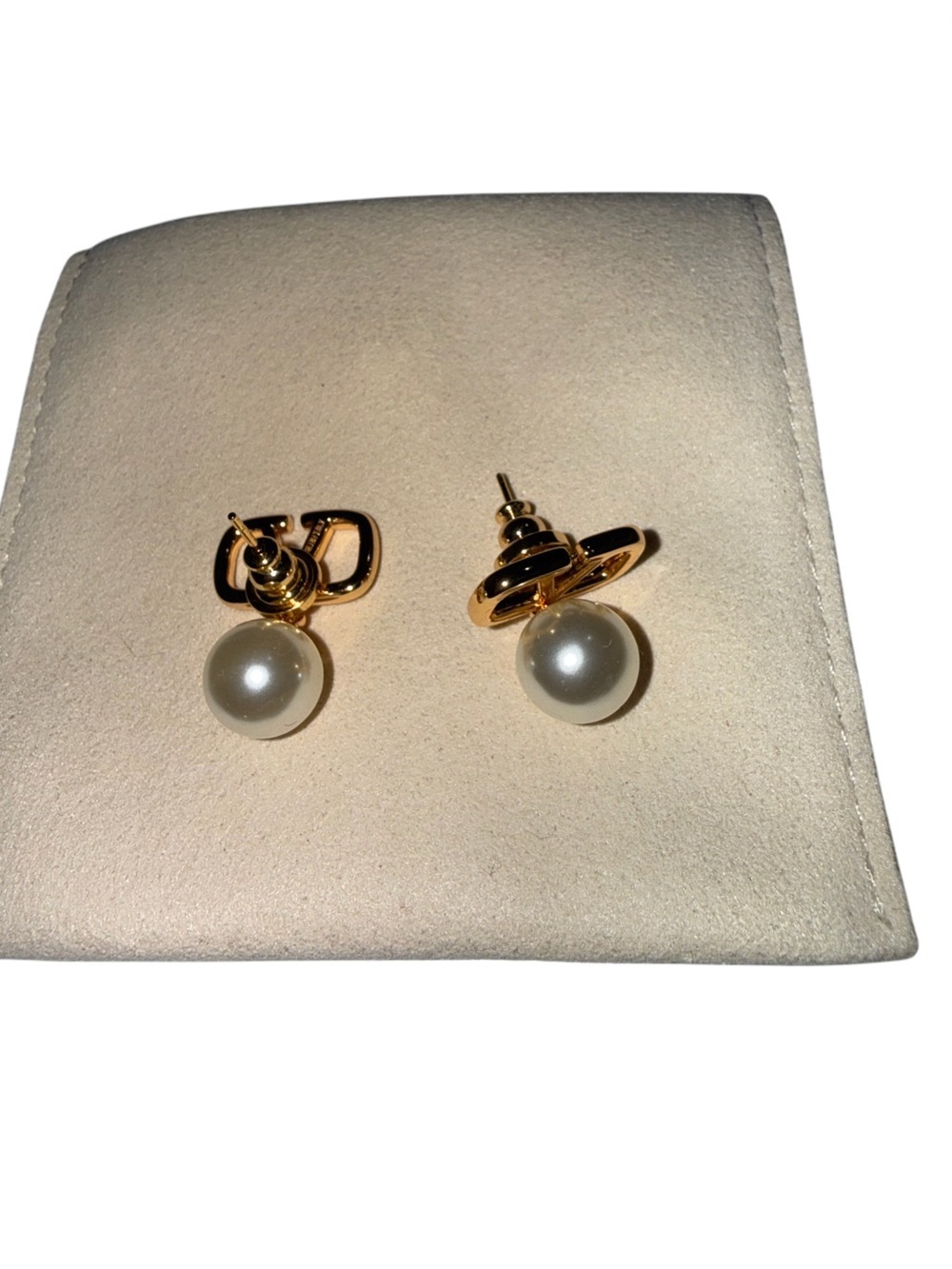 Gold V Pearl Drop Stud Earrings Designer Inspired Statement Jewelry - Picture 4 of 5